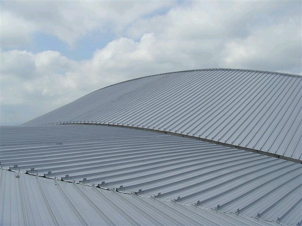铝镁锰屋顶：省钱省力的屋顶选择